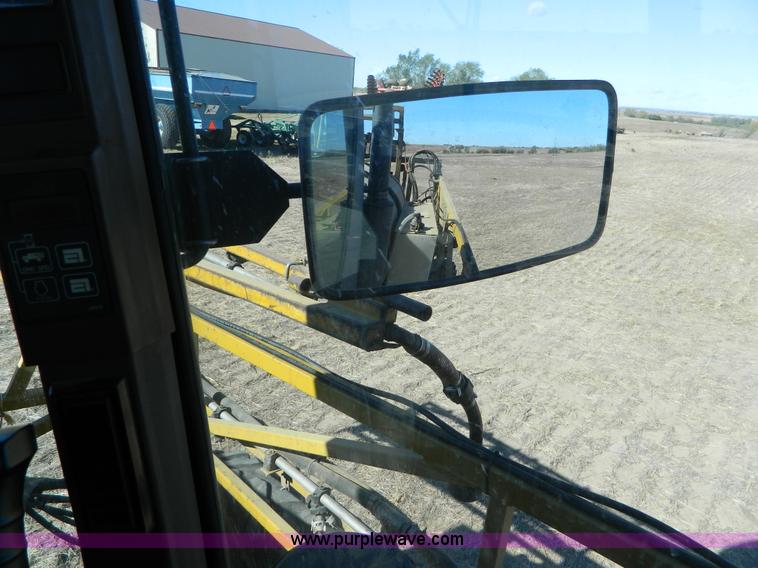 image for item J5246 1995 Ag-Chem RoGator 854 self-propelled sprayer