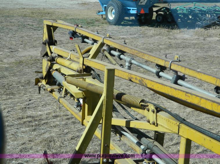 image for item J5246 1995 Ag-Chem RoGator 854 self-propelled sprayer