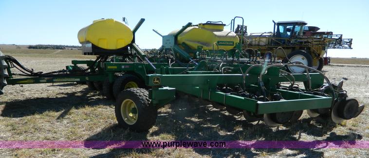 image for item J5247 John Deere 1890 grain drill