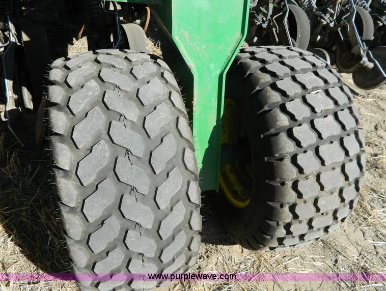 image for item J5247 John Deere 1890 grain drill