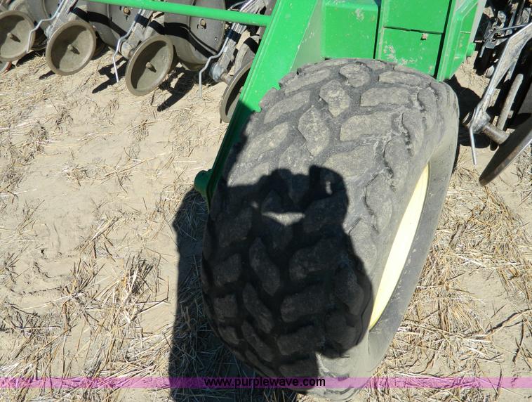 image for item J5247 John Deere 1890 grain drill