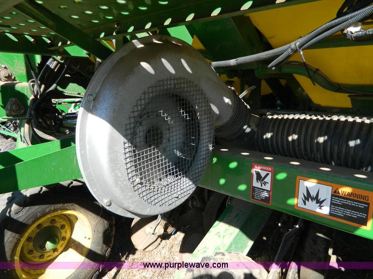 image for item J5247 John Deere 1890 grain drill