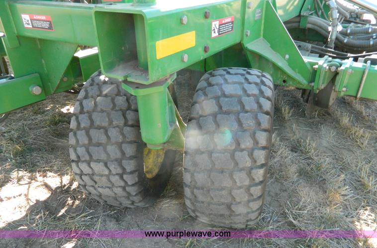 image for item J5247 John Deere 1890 grain drill