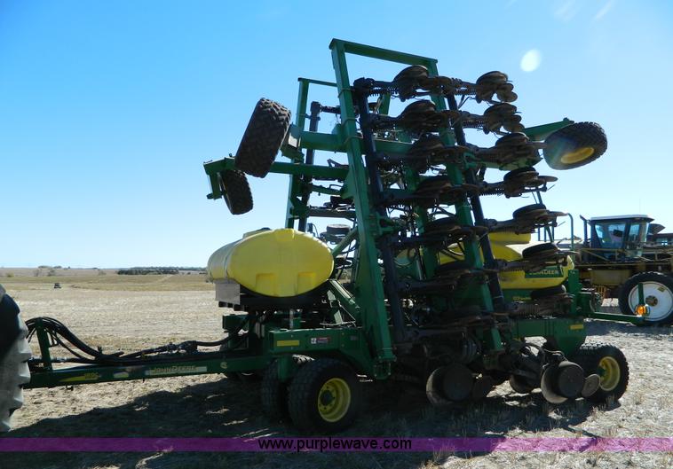 image for item J5247 John Deere 1890 grain drill