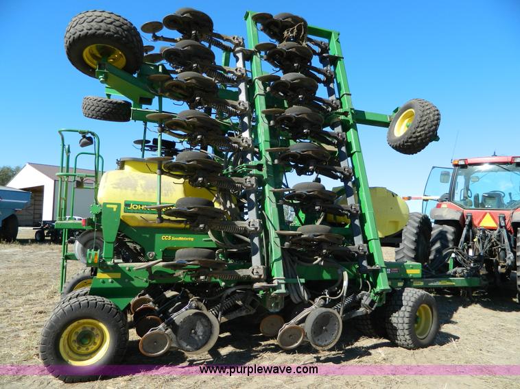 image for item J5247 John Deere 1890 grain drill