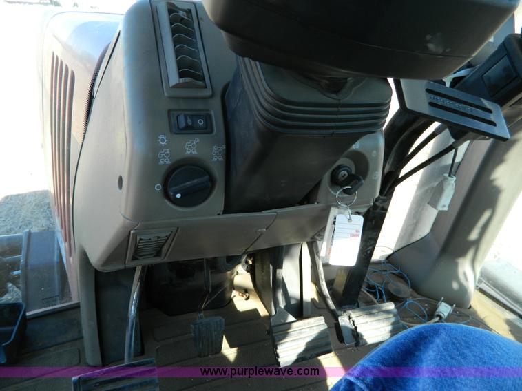 image for item J5248 2001 Case IH MX240 MFWD tractor