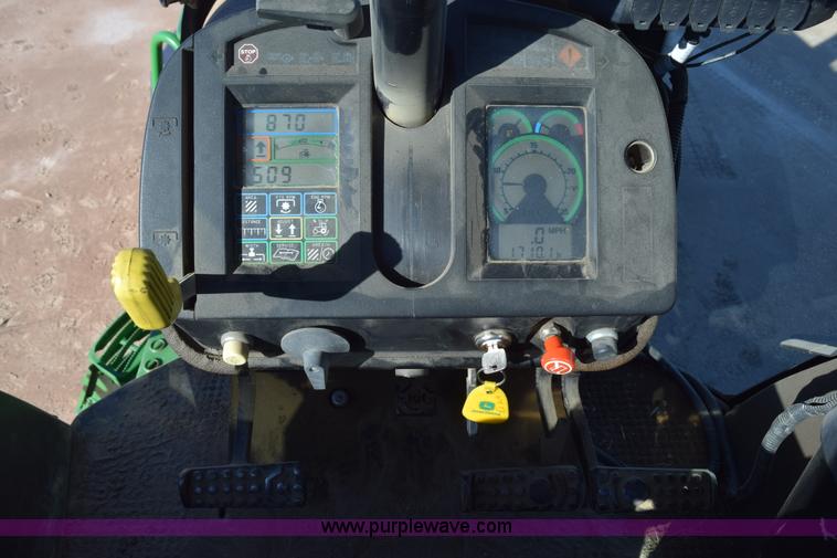 image for item J8488 1989 John Deere 4555 tractor