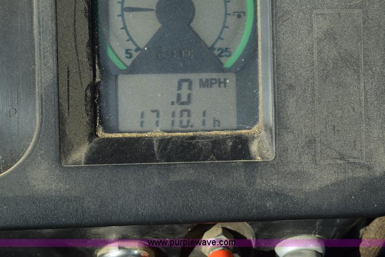 image for item J8488 1989 John Deere 4555 tractor