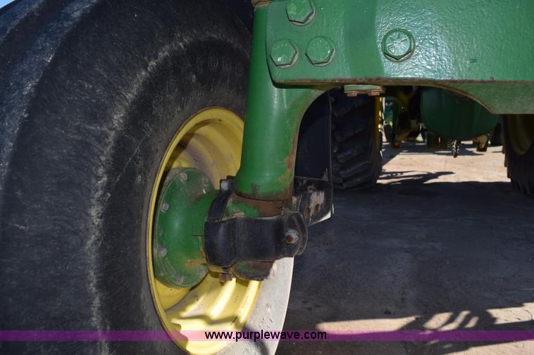 image for item J8488 1989 John Deere 4555 tractor