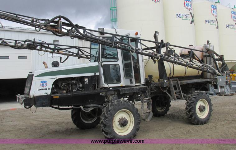 image for item K2229 Wilmar Xplorer 6200 self-propelled sprayer