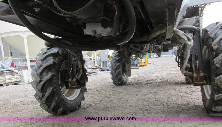 image for item K2229 Wilmar Xplorer 6200 self-propelled sprayer