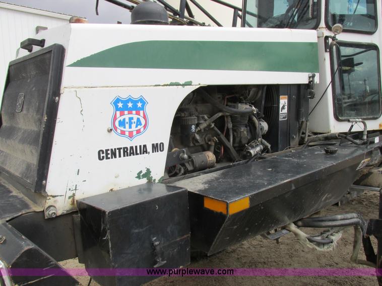 image for item K2229 Wilmar Xplorer 6200 self-propelled sprayer