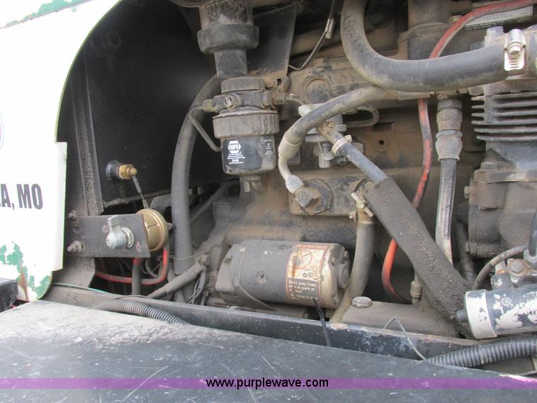 image for item K2229 Wilmar Xplorer 6200 self-propelled sprayer