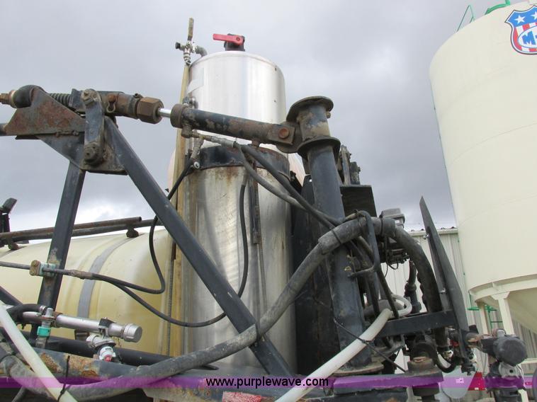 image for item K2229 Wilmar Xplorer 6200 self-propelled sprayer