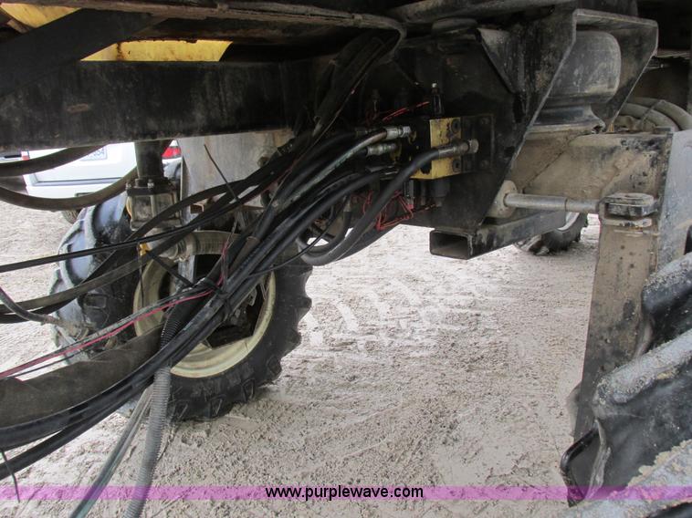 image for item K2229 Wilmar Xplorer 6200 self-propelled sprayer