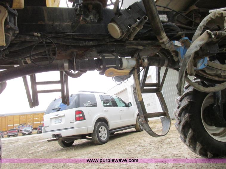 image for item K2229 Wilmar Xplorer 6200 self-propelled sprayer