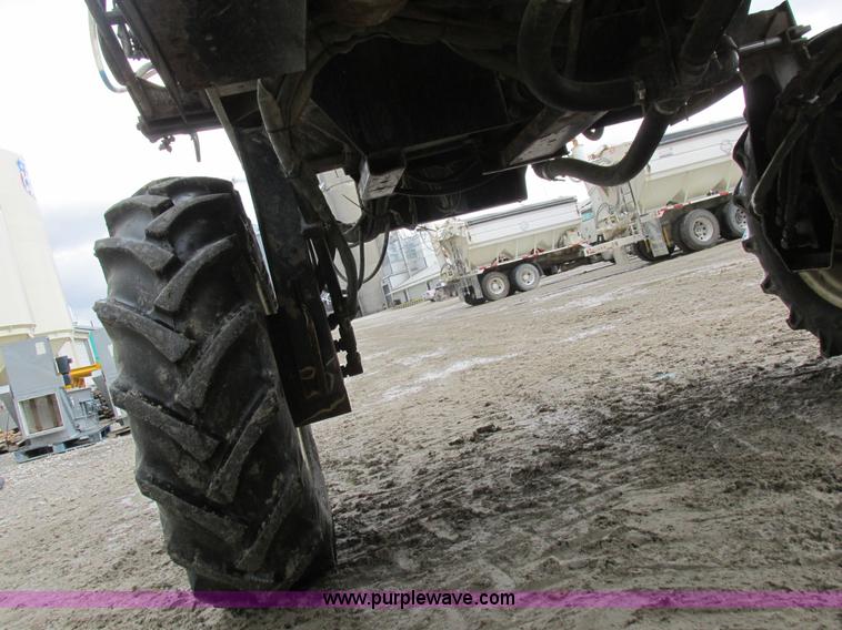 image for item K2229 Wilmar Xplorer 6200 self-propelled sprayer