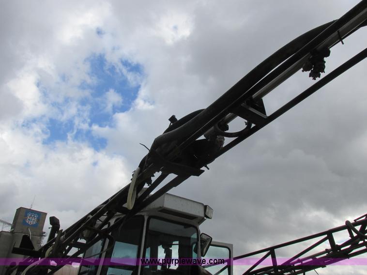 image for item K2229 Wilmar Xplorer 6200 self-propelled sprayer