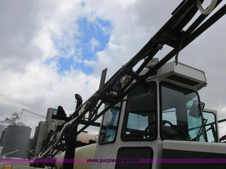 image for item K2229 Wilmar Xplorer 6200 self-propelled sprayer