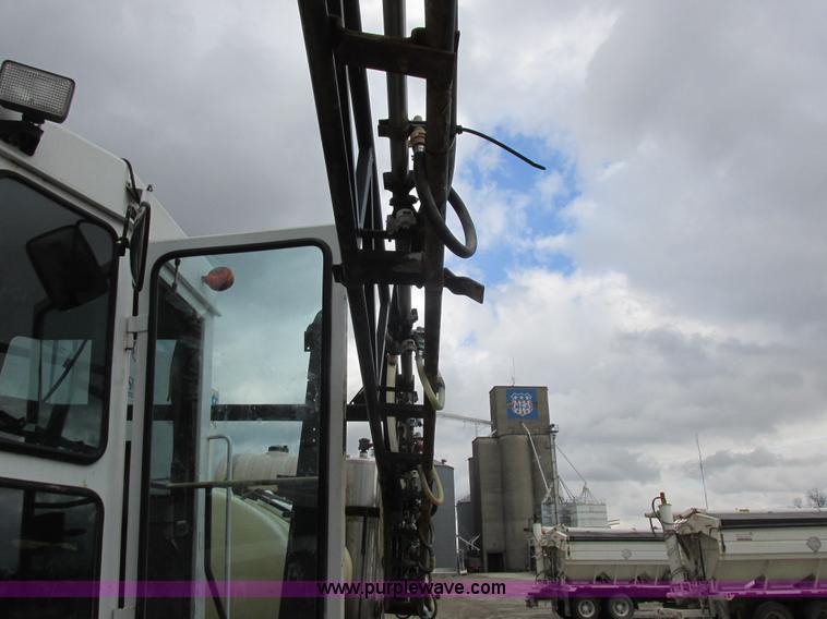 image for item K2229 Wilmar Xplorer 6200 self-propelled sprayer