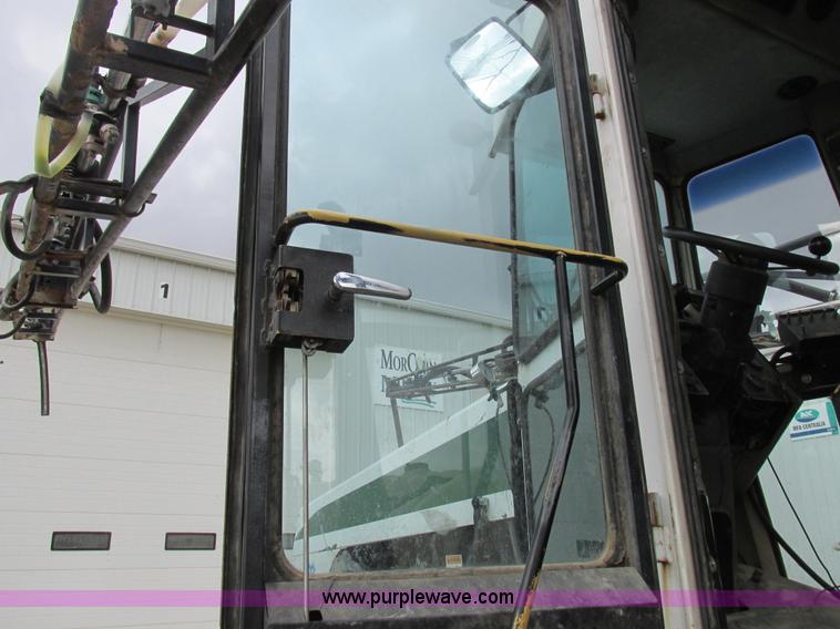 image for item K2229 Wilmar Xplorer 6200 self-propelled sprayer