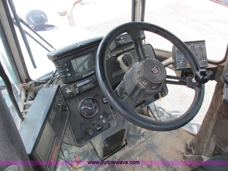 image for item K2229 Wilmar Xplorer 6200 self-propelled sprayer