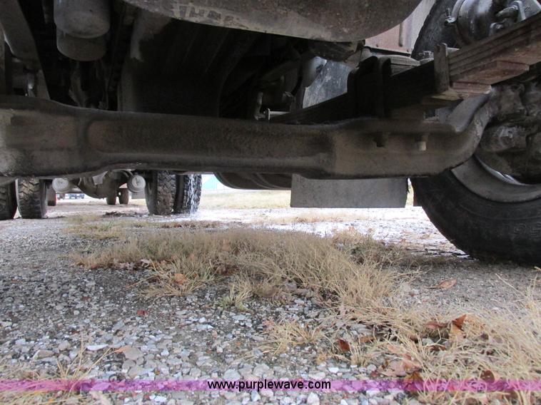 image for item K2230 1986 International 2375 flatbed tank truck