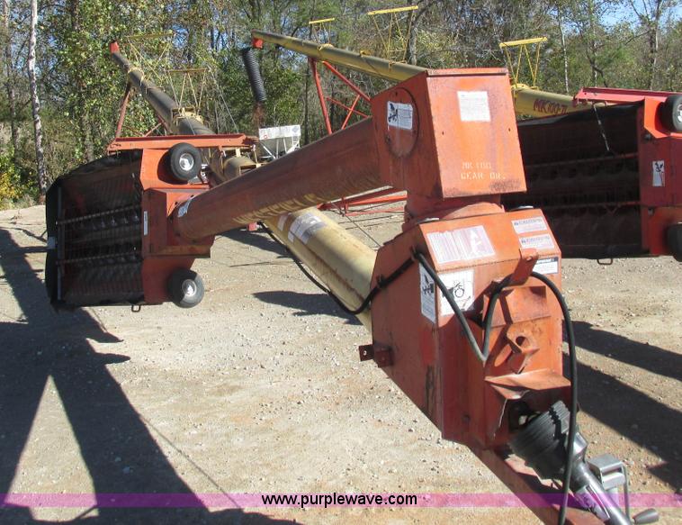 image for item K2233 Westfield MK100-71 grain auger