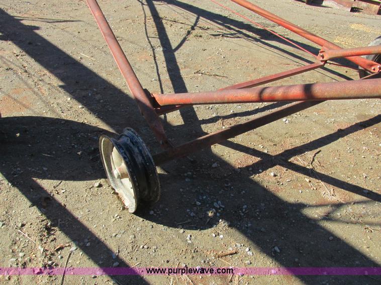 image for item K2233 Westfield MK100-71 grain auger