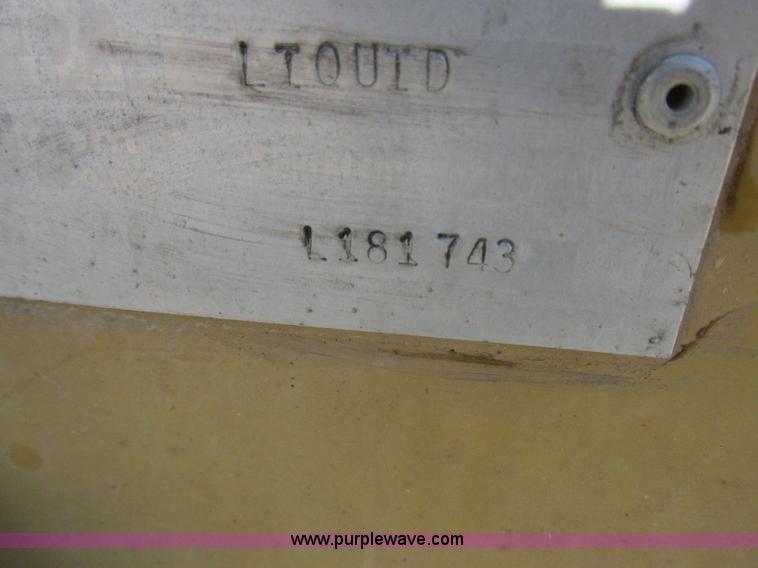 image for item K2235 Ag-Chem 1800 sprayer bed