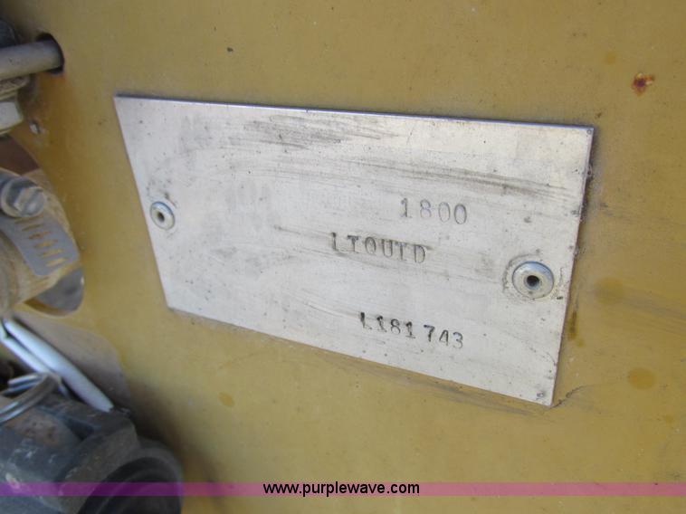 image for item K2235 Ag-Chem 1800 sprayer bed