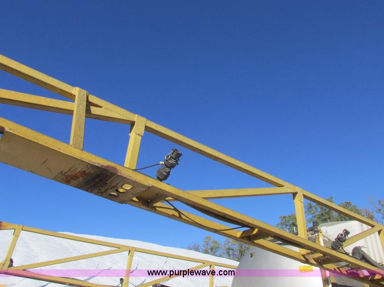 image for item K2235 Ag-Chem 1800 sprayer bed