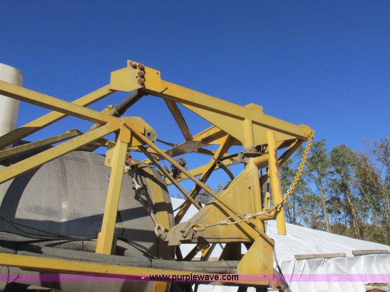 image for item K2235 Ag-Chem 1800 sprayer bed