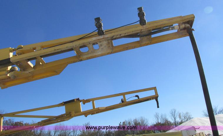 image for item K2235 Ag-Chem 1800 sprayer bed