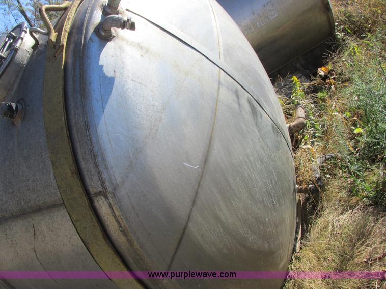 image for item K2237 1989 Mid-State Tank Mfg. stainless steel tank