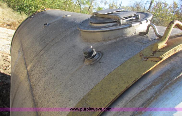 image for item K2237 1989 Mid-State Tank Mfg. stainless steel tank