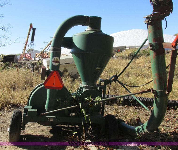 image for item K2239 Neuero grain vacuum