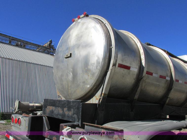 image for item K2243 1979 Polar tank trailer