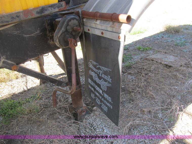 image for item K2243 1979 Polar tank trailer