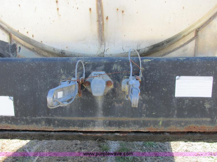 image for item K2243 1979 Polar tank trailer