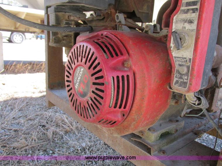 image for item K2243 1979 Polar tank trailer