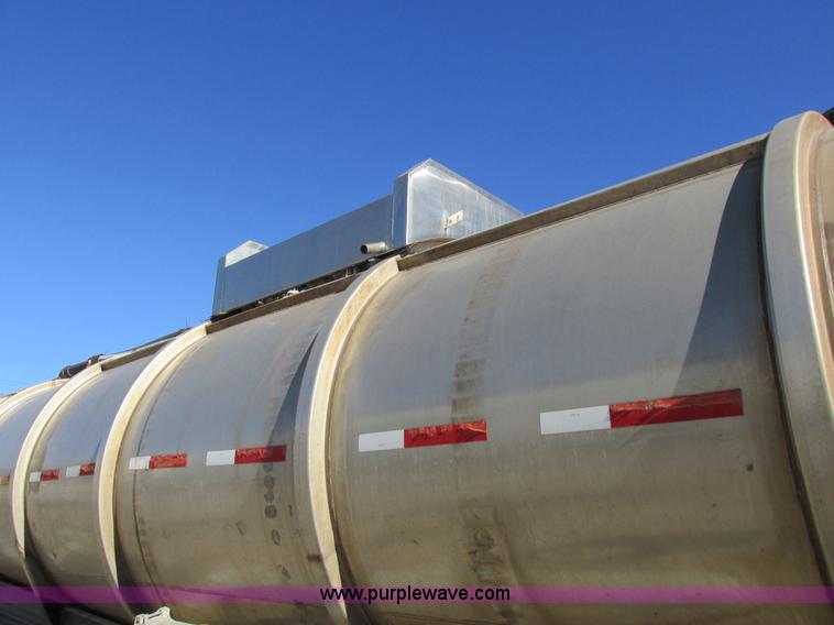 image for item K2243 1979 Polar tank trailer