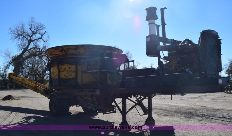 image for item K4934 WHO S121 tub forage grinder