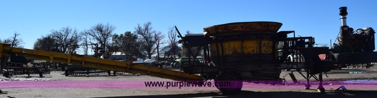 image for item K4934 WHO S121 tub forage grinder