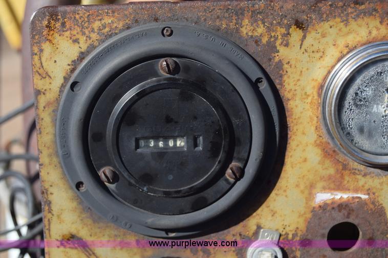 image for item K4934 WHO S121 tub forage grinder