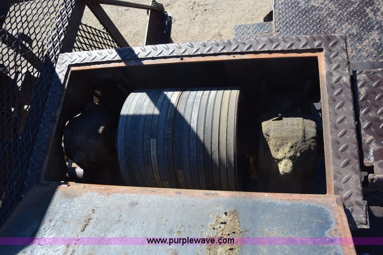 image for item K4934 WHO S121 tub forage grinder