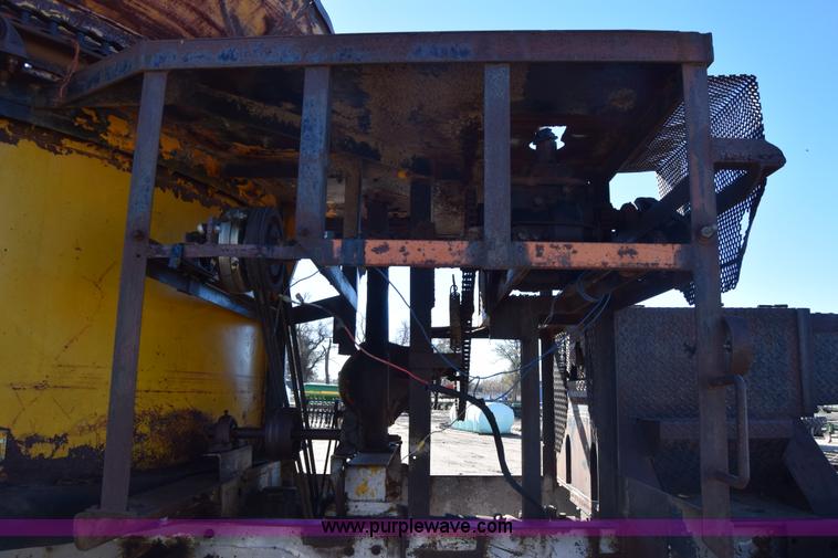 image for item K4934 WHO S121 tub forage grinder