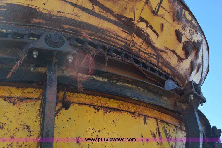 image for item K4934 WHO S121 tub forage grinder