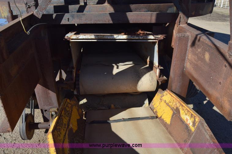 image for item K4934 WHO S121 tub forage grinder