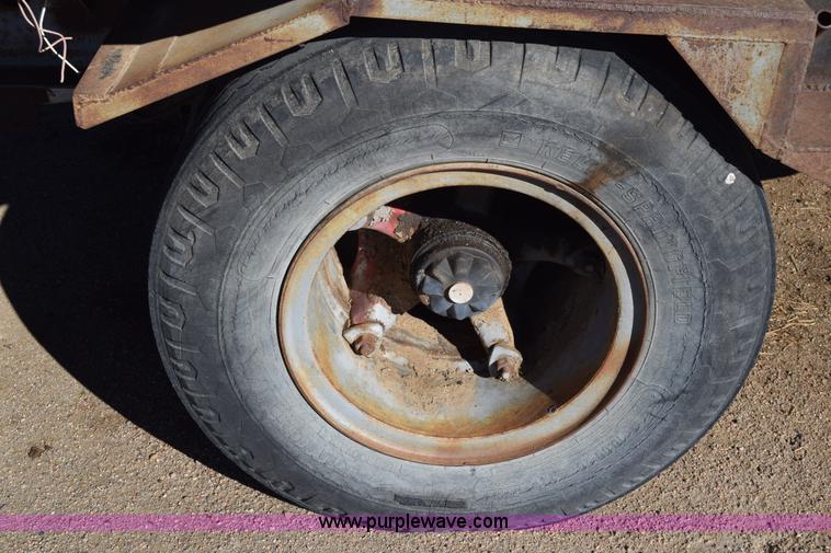 image for item K4934 WHO S121 tub forage grinder